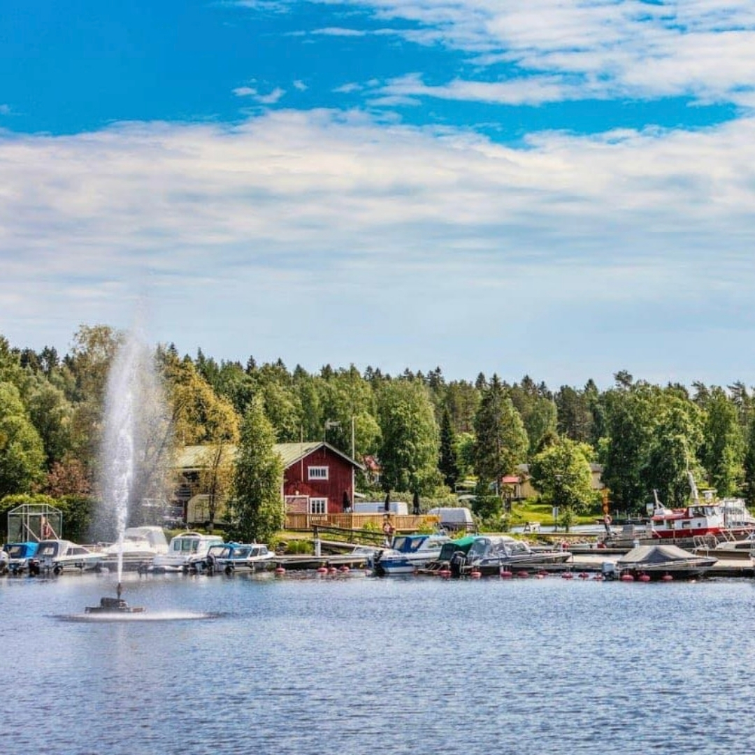 Kesä- ja tapah­tu­ma­ra­vin­to­la SUMMER