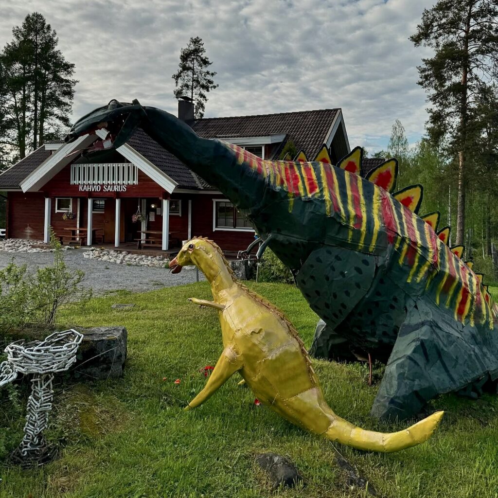 Ronttopuiston rauta lohikäärmeet