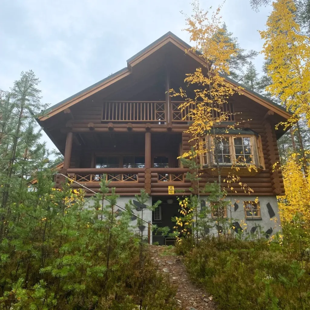 Spacious, cosy Pärnävaaran Huvilat villa in Liperi, Northern Saimaa, located close to local sports and outdoor facilities.